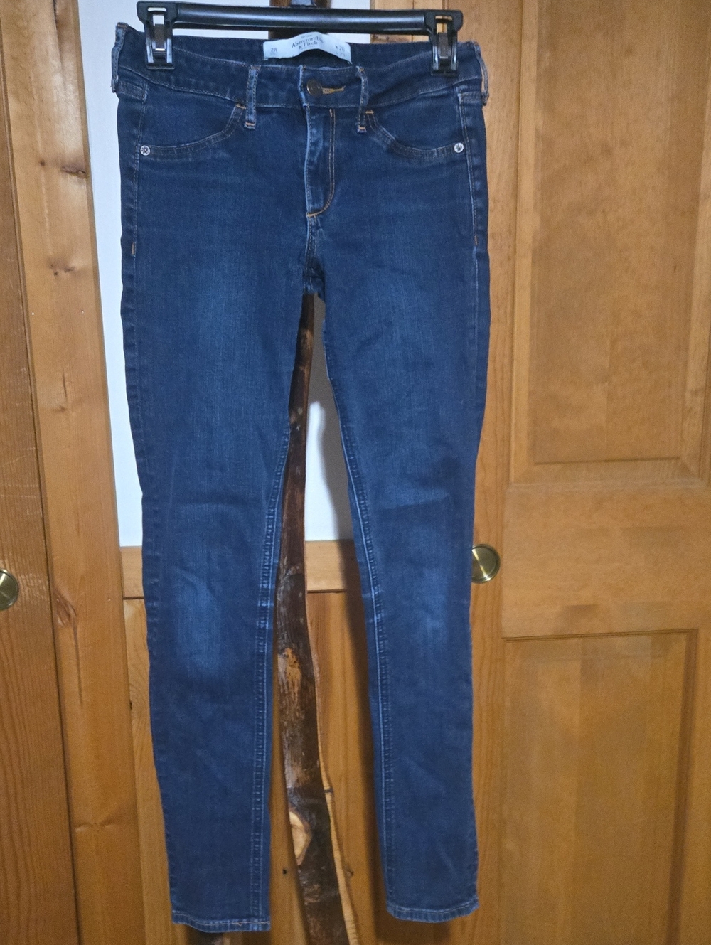Abercrombie & Fitch Women's Dark Blue Skinny Jeans